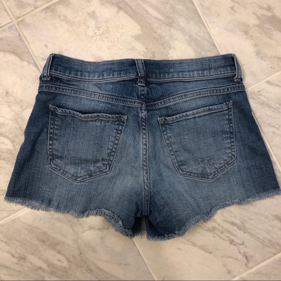 Francesca’s Harper Jean Shorts Size 26 - Picture 2 of 3